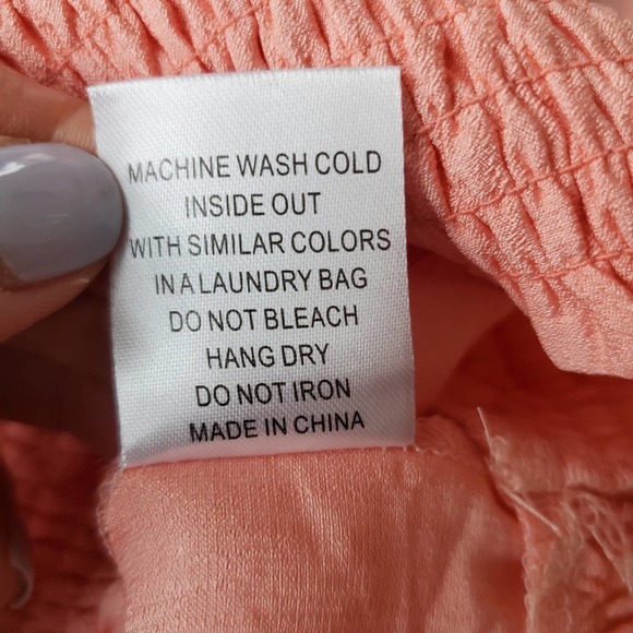 Six Fifty Clothing Light Weight V Neck Sleeveless Smocked Tank Top NWT - Picture 8 of 10